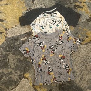 2 Disney t shirts in 5T excellent condition